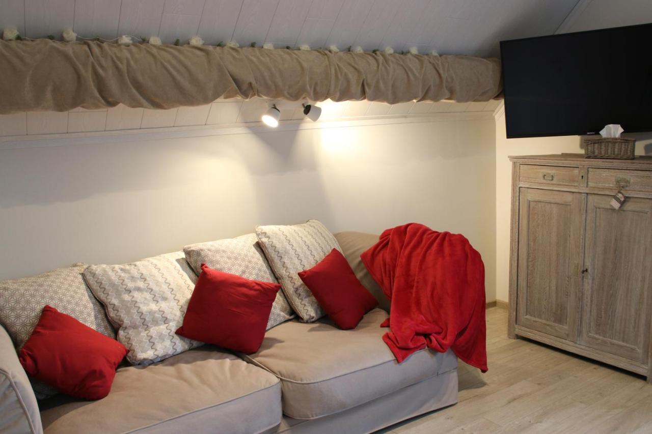 La Petite Maison Dans La Cour Stave ภายนอก รูปภาพ