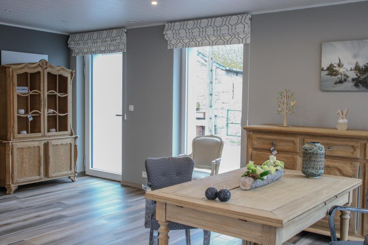 La Petite Maison Dans La Cour Stave ภายนอก รูปภาพ